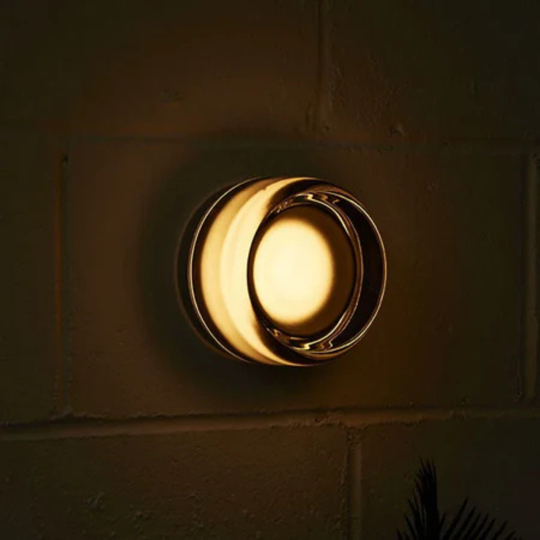 Contemporary Wall Sconce with Glass Shade and Aluminium Body 8