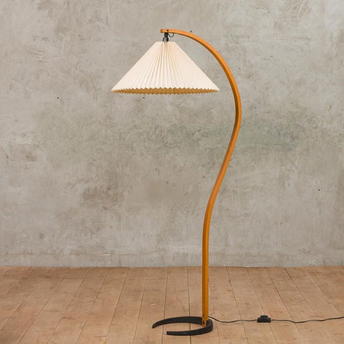 Deià Floor Lamp – Solid Wood Base with Tulip-Shaped Shade for Soft Light 0