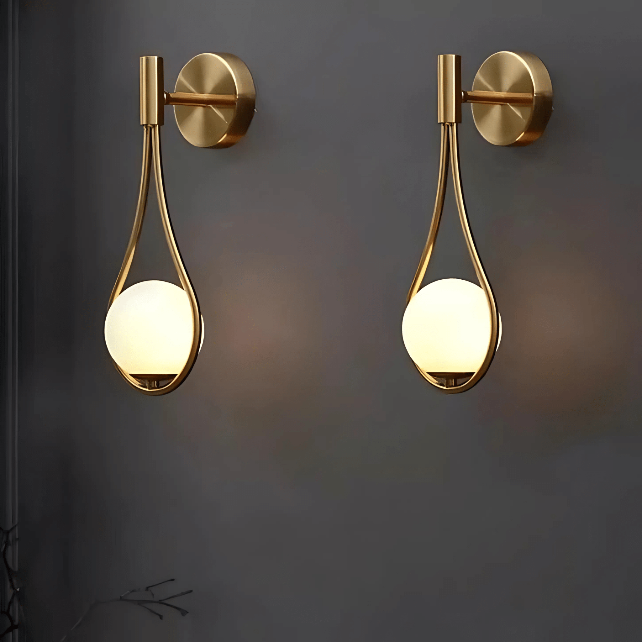 Droplet Wall Light – Modern Teardrop Sconce in Brushed Brass or Satin Black, Dimmable Wall Lamp with Frosted Glass Globe 4