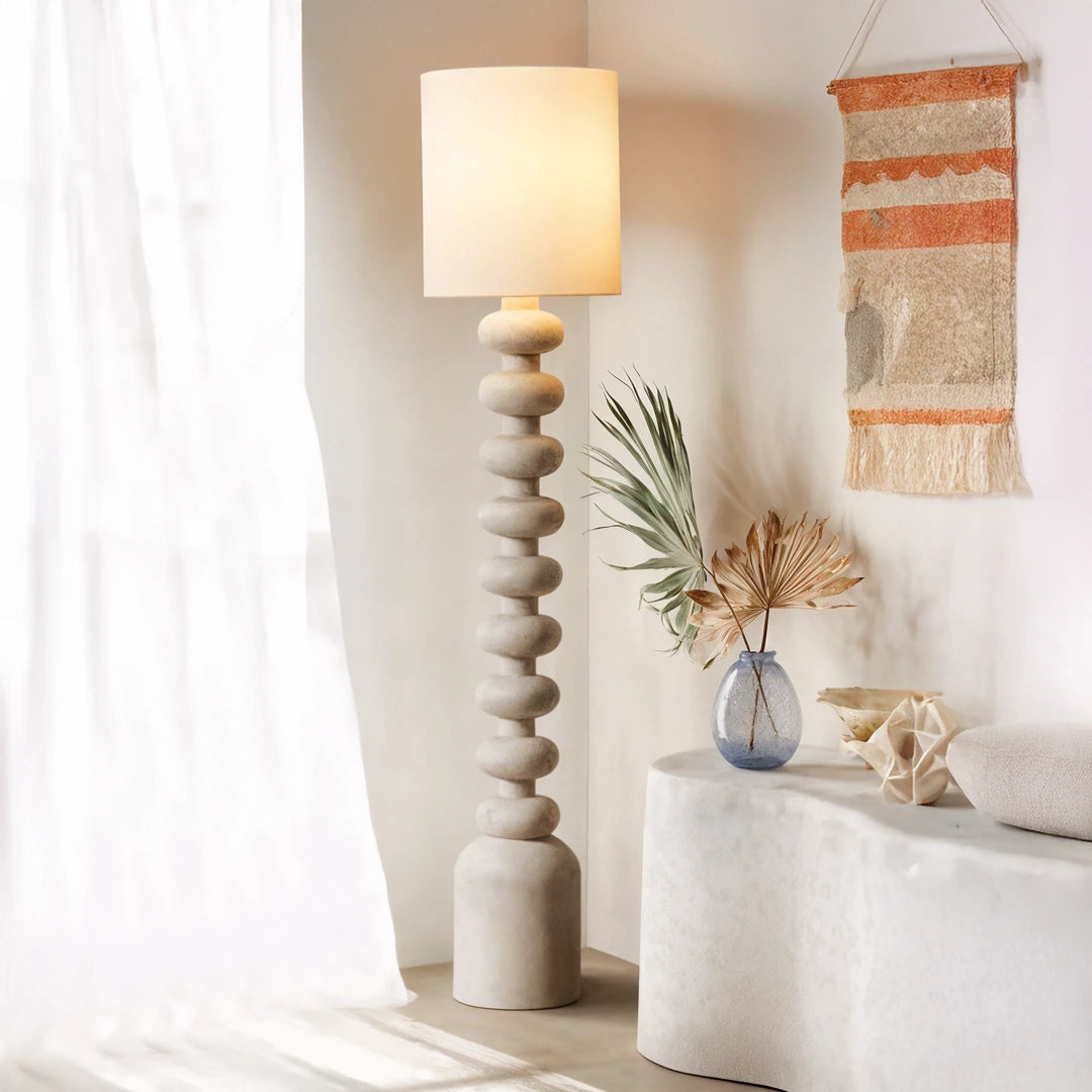 Elegant Floor Lamp with Sculptural Design – Cream Resin Column Lamp 6