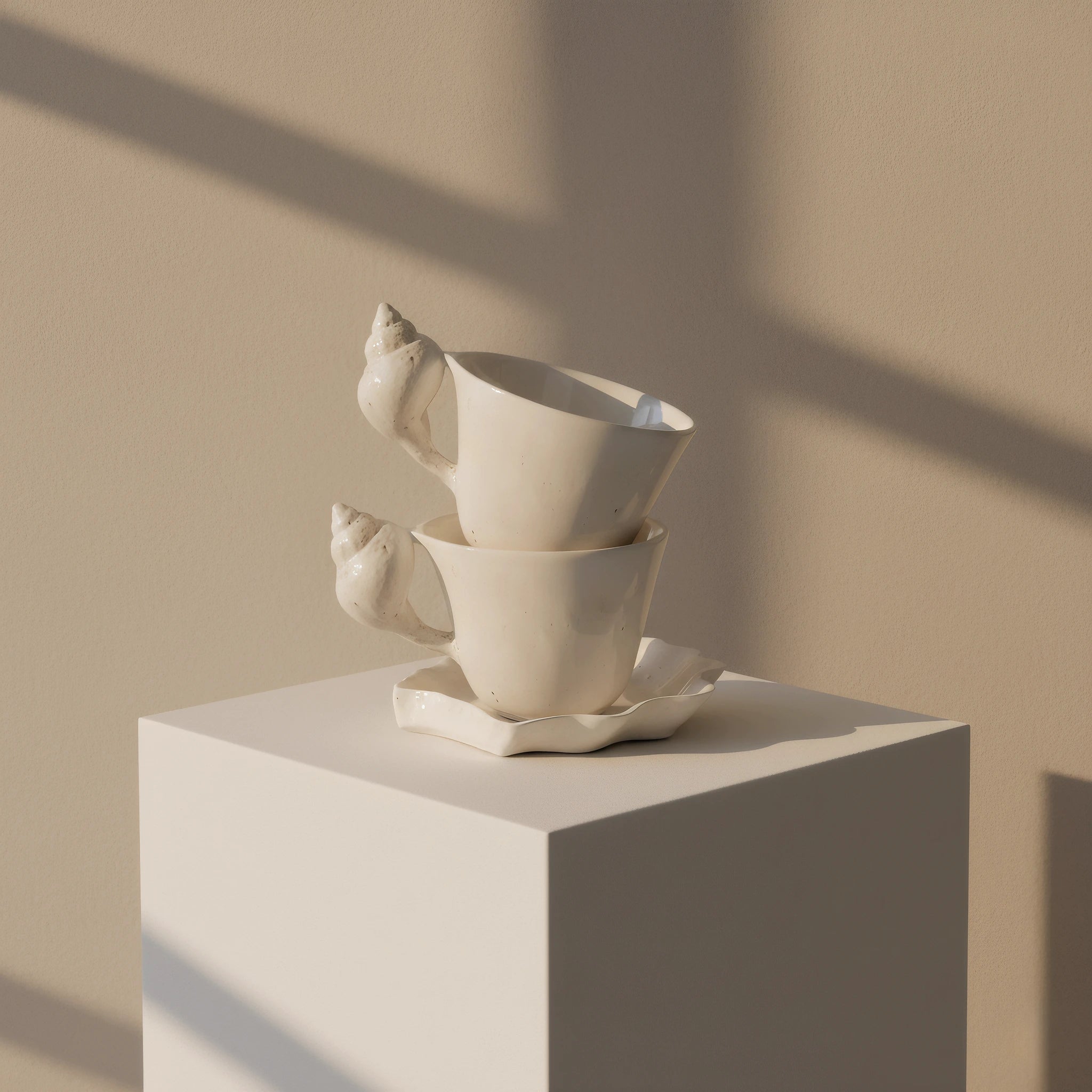 Handmade Ceramic Mug with Seashell Handle – 230 ml Pottery Coffee Cup for Coastal-Inspired Design 5