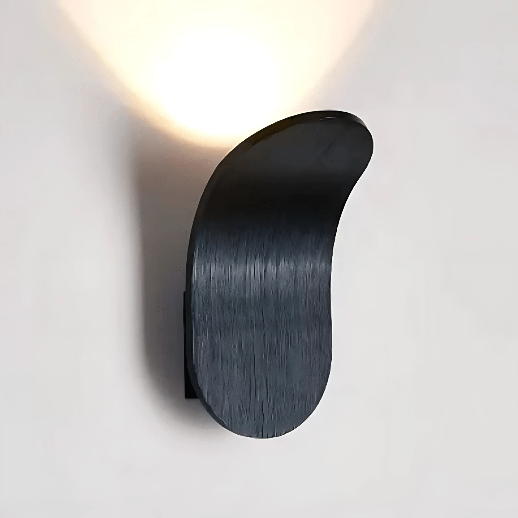Modern Kallio Wall Light – Curved Metal Design, Energy-Efficient LED, Available in 4 Colors – Ideal for Home and Commercial Spaces 10