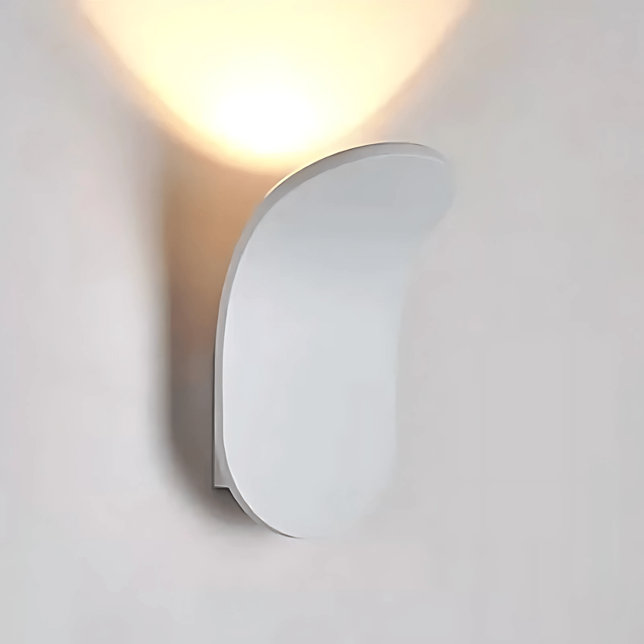 Modern Kallio Wall Light – Curved Metal Design, Energy-Efficient LED, Available in 4 Colors – Ideal for Home and Commercial Spaces 9