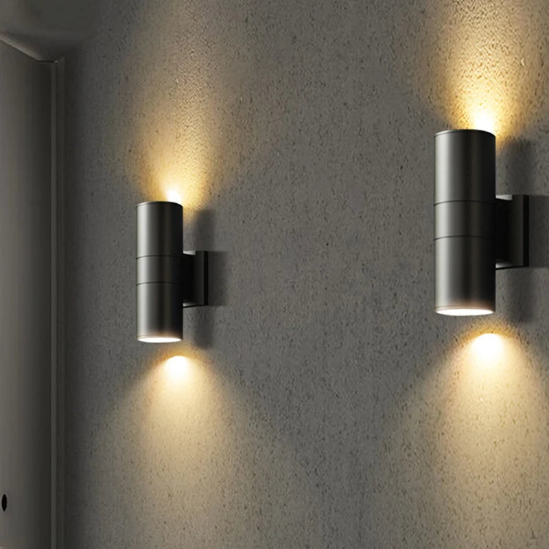 Modern Outdoor Wall Light with Aluminium Body and Waterproof Design 1