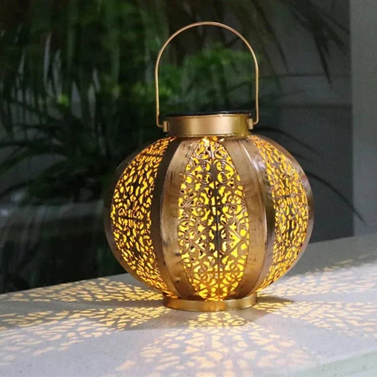 Outdoor Solar Lanterns with Waterproof Design and Dusk Sensor 5