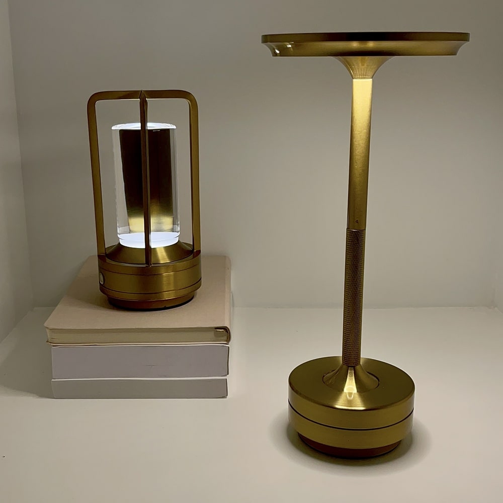 Cordless Table Lamp Rechargeable, Metallic Modern Bedside Lamp - Portable LED Dimmable Mood Light for Bedroom Restaurant Bar