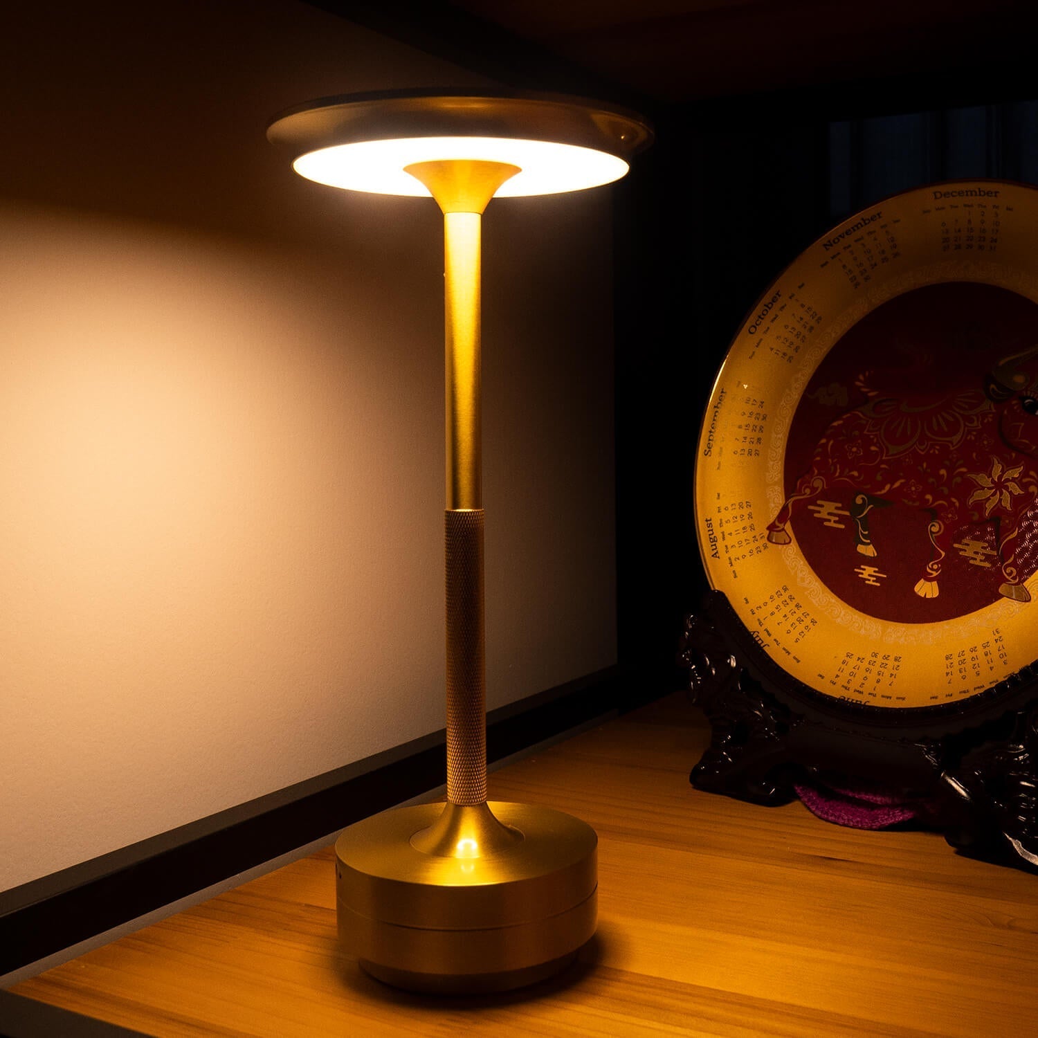 Cordless Table Lamp Rechargeable, Metallic Modern Bedside Lamp - Portable LED Dimmable Mood Light for Bedroom Restaurant Bar